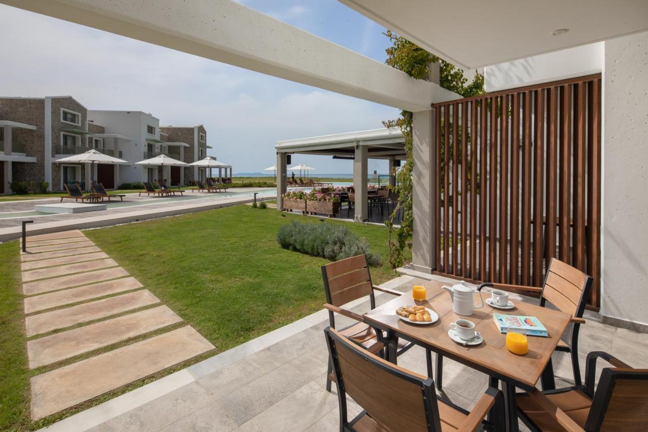 Thalassa Suites Almiros Beach Exterior photo