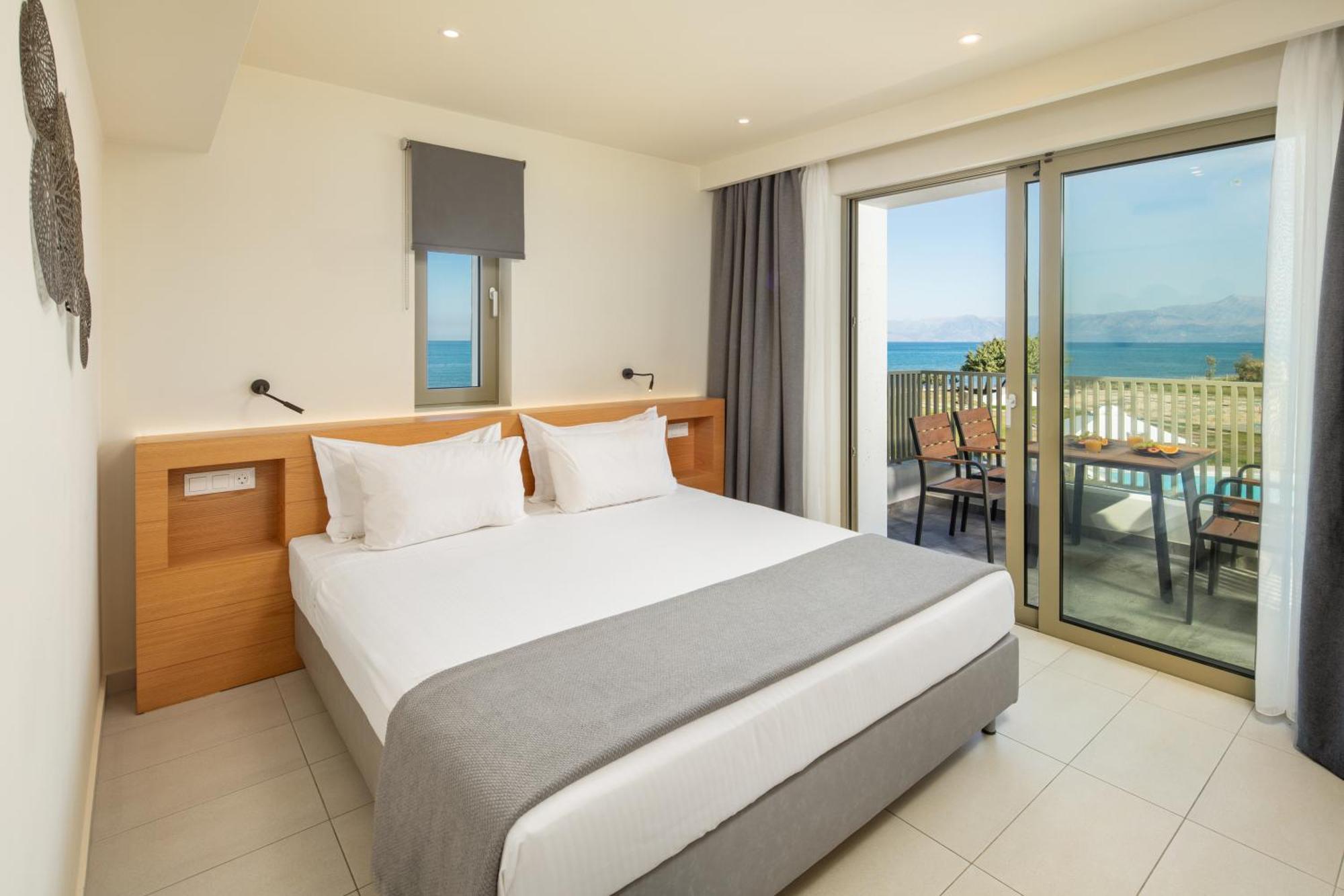 Thalassa Suites Almiros Beach Room photo